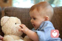 教育學家陶行知先生說：
好父母守望孩子，讓孩子主動成長；壞父母替孩子做事，讓孩子被動成長。
父母與孩子再親密，也不能代替孩子去過他的人生。
有遠見的父母，都懂得在關鍵節點上，及時退出孩子的生活。配圖