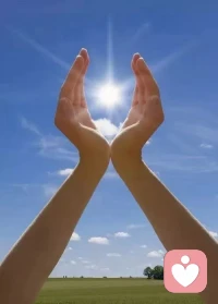 諾大的北京，千萬的人口，幾平的小屋，孤寂的涼夜，無言的對白，滿滿的戒備，放下吧！聊聊天！說說話！給夜一分暖意！給己十分滿足！配圖