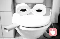 要打破人的偏見，比崩解一個原子還難。配圖