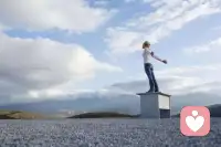 没有办法了，就这样做

1、呼吸，用每个细胞释放被触动了的情绪

2、离开这个世界，想自己更早的时间点，有没有类似的事件

3、呼吸用每个细胞释放又被触动了的情绪

4、再离开这个世界，想自己更更早的时间点，有没有类似的事件。

5、呼吸用每个细胞释放再次被触动了的情绪。配图