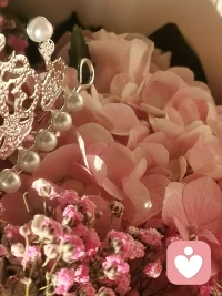 30歲以后真的遇不到愛情了嗎？是太多的生活壓力磨礪了我們嗎？是所謂的條件阻礙了我們嗎？還是我們看待原本的愛情想像消失了呢？我說愛情無處不在，你是不是覺得太夸張了呢？配圖