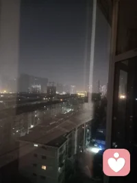 我真的好想從這上跳下去配圖