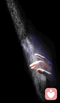 只要不和别人打交道你会发现日子会过得相当的好，人生的很多烦恼和不快乐，其实都是来自于你接触的人。配图