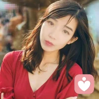 在这里，似乎让我看到了另外一个世界。每一位来访者都是带着故事而来，而我就是那个用心聆听和陪伴你的人。配图