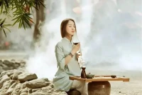 思維的四個層次：

知道自己知道；

知道自己不知道；

不知道自己知道；

不知道自己不知道。

你在哪一層？配圖