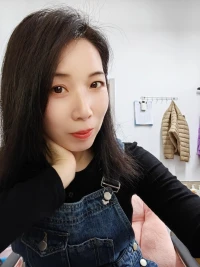 忙时尽力，玩时尽兴，冬来等雪，春来看花，客来煮酒，友来烹茶……配图