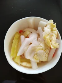 人其實就是一堆會行走會動的程序。走進程序的后臺，你才能駕馭程序。這些程序就是你的牢，每個人都在牢里，只是過的好于不好的程度比例不同而已！如果醒過來，你就有可能擺脫那些程序，你才會自由，才能真正駕馭自己的人生。這時生命才剛剛開始！一切都好美！配圖