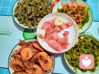 想象力是生活質量的關鍵。想象力讓我們在日常生活中幻想旅行、食物、性與愛，以及一切讓生活變得有趣起來的事情。想象力讓我們想象新的可能性，也是實現我們夢想的契機。它讓我們充滿創造力，緩解我們的無聊，平復我們的痛苦，強化我們的愉悅，豐富我們的親密關系。配圖