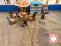 我懂你——最療愈的一句話！越嚴重的來訪者，越反反復復發作的來訪者，都有一個共同的特點，具有最高的性靈，而這個性靈不甘于被扭曲成為適應良好的人。她象困獸一樣在這里面掙扎，而掙扎出來的結果就是一團適應不良的表象，而我們心理學所做的就是讓他變得適應良好。配圖