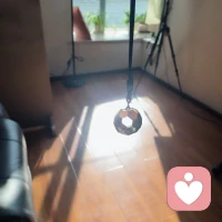 十点的小来访塞车迟到，读一遍金刚经可能时间不够，那就跟自己玩会吧，原来我这么喜欢和自己玩，一个水晶球都可以玩很久……配图