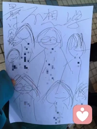 #情緒模式
[玫瑰]每個人的內在都有深層頑固的情緒模式，有的人是習慣性被觸發“憤怒”，有的人是習慣性“退縮”。

[玫瑰]有的人是習慣性“拒絕”，有的人是習慣性“依賴”，有的人是習慣性“逃避”。

[玫瑰]有的人是習慣性“負面思考”，有的人是習慣性“抱怨”、“指責”等等。

[玫瑰]這些深層、持久的情緒模式它們就像一個個頑固“情緒結石”卡在我們身體與內在。

[玫瑰]深層情緒模式，既與我們過往成長，受傷的經驗有關，與家族習慣性模式有關，也與我們今生的功課使命息息相關。

[玫瑰]這些深層的情緒模式不僅限制了我們發展出更自由的自我，也在深深的影響著我們的身心健康。

[玫瑰]清理深層情緒模式，不僅需要我們不斷的覺察、改變，也需要更深的清理這些頑固情緒模式帶來的身心負面習慣。

[玫瑰]清理深層情緒模式需要我們不斷的覺察、改變、清理。
?配圖