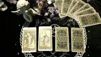 想要了解另一半在這段感情中的真實想法，以及你們未來的發展趨勢嗎？或許在塔羅牌中你可以得到想知道的信息～～配圖