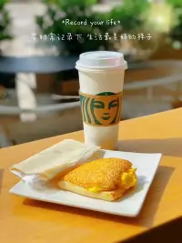 愿我們眼中有光，??中心??有愛，不亂于心，不困于q一邊??暖溫??自己，??邊一??照亮他人。愿我們目光所及??處之??皆是美好……配圖