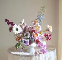 活成一道光，因为你不知道谁会借着你的光走出黑暗，请保持心中的善良，因为你不知道谁会借着你的善良真心的绝望，请保持你心中的信仰，因为你不知道谁会借着你的信仰走出了迷茫，请相信自己的力量，因为你不知道谁会因为相信你开始相信我自己。愿我们每个人都能活成曙光，绽放着。所有的美好，把自己活成一道光，因为你不知道配图