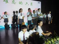 六年的寒窗苦讀，快要結束了，親愛的寶貝(?˙?˙?)你辛苦了，希望進入初中階段，更上一層樓，寶貝加油(? ??_??)?配圖