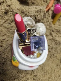 我們不會因為眼前的事生氣，只是這件事讓我們聯想到過去的未完成事件，那個感覺才是真相。配圖