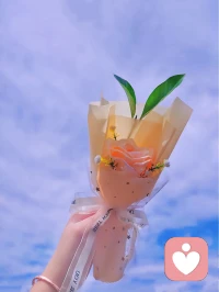 人間歲月，念起，便是溫暖。配圖