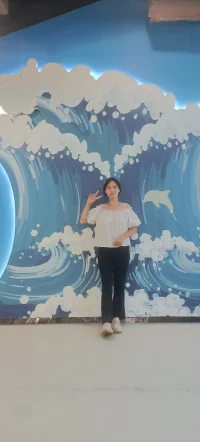 不好意思最近忙于面試老師，現在面試成功，又忙于學校的時候，好久沒有上平臺了，希望大家理解，星期六星期天我不上班可以有時間，平時也下班的很早。愿大家都可以找到心儀的工作，都可以開心每一天，只要我們開心那什么好事都會來的。配圖