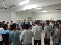 大一新生“有緣相識(shí)，快樂(lè)成長(zhǎng)”團(tuán)輔活動(dòng)在同學(xué)們的歡聲笑語(yǔ)中結(jié)束。配圖
