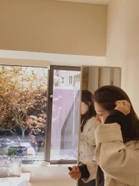 如果我們刻意壓抑某種特質的話，就會不自覺地把最容易表現出這種特質的人吸引到我們身邊，這就是投影現象。配圖