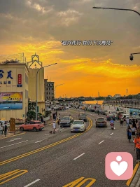 人生，看似簡單，
卻承載著太多的情非得已；
生活，看似容易，
卻隱藏著無數的身不由己。

誰心里沒點故事，只是學會了控制。配圖