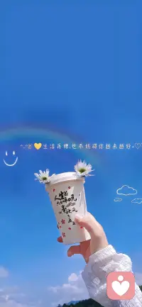 為什么建議你一定要修煉內(nèi)心？
分享一句話給你：“站在樹上的小鳥，不是相信樹枝有多硬，而是相信自己的翅膀，如果哪一天你的“樹枝”斷了，你永遠(yuǎn)都要有飛翔的能力，而且，堅信不疑。”配圖