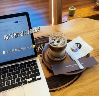 “道德綁架”，最常見的五句話：
?①將你的幫助，定義為“舉手之勞”；
?②“倚老賣老”，不顧及他人的感受；
?③“我弱我有理”，靠賣慘綁架別人；
?④“我是為你好”，違抗就是不知好歹；
?⑤“我為你付出這么多”，你也要考慮我；配圖
