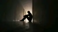 要学会看一个人品行的最低处❗
当涉及他的利益时，他会怎样表现？
看看自己，能否接受他最坏的一面。
品行的最低处，
才是两个人能否继续相处最大的绊脚石。