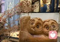 Co growth relationship （共同成长的关系）

看似非常稳定的亲密关系最后终结，原因在哪里？事实上，是赖以建立自我的基础会开始瓦解，前半生我们拼命建立自我，后半生我们学会瓦解，后半生必须学会解构它 这样才能真正通过人生。
不会向外扩大扩张，而是向内进行一个探索
荣格心理这被称为个体化进程，individuation 

继续是彼此消耗，放手是更高阶的深情
庄子所言，相濡以沫，不如相忘于江湖 
各自向前，也是一种成全