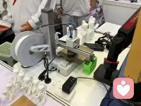 热闹非凡的北京海淀教育人工智能庙会

爱不是“必须完成”的枷锁，是陪他踩过露湿的草，指给他星子落进湖的模样——原来快乐从不是“做到”，是“看见”：看见风的形状，看见自己的心跳，和这天地一起，慢慢长。配图