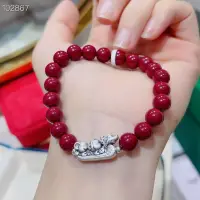 如果你按照本性的需要去生活，那么你終將富有，如果你是按照別人的想法來生活，那么你將永遠貧窮配圖