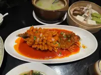 如果不謹慎地生活就不會有快樂的生活，沒有快樂的生活，便也不會有體面和正直的生活！配圖