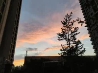 就算是黑暗當中透出的光也足夠柔軟你的內心～配圖