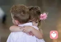 所有重視精神世界的人，追求的從來不是膚淺的男歡女愛，對于他們而言真正供養生命的，是靈魂，是思想上的滋潤，是追求內心的自由和歸屬，是繁花似錦，我們其實真正需要的不單單是一個異性，而是一個能溝通能讀懂對方靈魂的人，雙方都有著相同的價值觀，眼界和格局，還有其他任何人給不了的那份心安心定！只有真正頻率相同的人，才能理解你的萬里山河！配圖