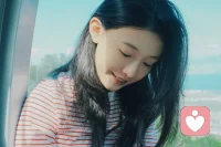 很多女人都在自責，覺得事業沒做好，孩子也沒照顧好。
其實，女人是無法兼顧事業和家庭的，一個人的能力和精力是有限的，無法做到事事都兼顧并且做的很完美。要學會和自己和解；要學會愛別人之前先愛自己；多傾聽自己的內心；要跟著自己的內心走。配圖