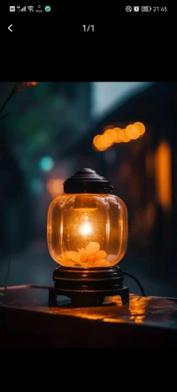 某些戀愛腦、控制欲，可能是…與重要的依戀對象（家人、伴侶、養了很久的寵物等）分開時，難過是必然的。但如果極度害怕分離，影響生活質量，可能是分離焦慮。
分離焦慮常常出現在育兒相關的討論中，指的是6個月至3歲的兒童發育過程中一種常見問題，但成人分離焦慮也十分常見。配圖