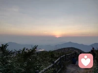 你已經(jīng)照料別人很久了，是時候放下這些情緒，好好照顧自己了[擁抱]配圖