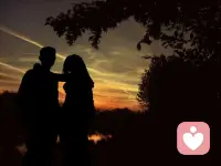 和爛男人在一起，怎么樣都會輸

很多女生被渣之后總想翻本，會想改造渣男、成為渣男最有的白月光，只有這樣，她心里才舒暢

其實(shí)和渣男在一起，不管你價(jià)值有多高，多努力，你都會輸

你認(rèn)真對他，他不當(dāng)回事，不懂得珍惜，他根本不懂什么才是好女人

你想抽身離開時(shí)，他又會給你一點(diǎn)甜頭，付出一點(diǎn)低成本的情緒價(jià)值，和你說幾句早安晚安、找你聊聊天、對你噓寒問暖

你覺得他有可能吃若即若離的這一套，你繼續(xù)冷著他、克制自己，希望他變得認(rèn)真起來

但沒過多久他又原形畢露，開始吊兒郎當(dāng)、放你鴿子、說話不算話、撩別的女生

你付出了更多的沉沒成本，放不下、離不開、總想翻本，于是越輸越多，耽誤自己

爛男人之所以爛，就是因?yàn)樗蛔月伞]有恒心、沒有辦法規(guī)劃好自己的人生，這些都是他基因里攜帶的，和你無關(guān)

就算你用情感套路刺激他反撲你、讓他暫時(shí)變好，那也只是曇花一現(xiàn)

你因?yàn)樗龀龅哪且稽c(diǎn)改變覺得【他有希望改邪歸正】【他會變得成熟又穩(wěn)重】【他會真心實(shí)意的愛你】，最后受傷最重的就是你

他的爛是骨子里、基因里、成長經(jīng)歷刻畫的，不是你愛他、包容他、玩點(diǎn)套路就能改變的

面對爛男人（說話不算話、雙標(biāo)、打壓、不懂愛和關(guān)心），放棄他就是贏，不輸就是贏，止損就是贏配圖