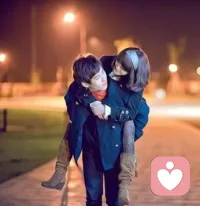 谈恋爱的时候不要太用力，不要太在意男人

一旦女人在感情中有了舔狗心态，和谁谈恋爱都是输

有趣的聊天、轻盈的氛围、认可自己的底气，统统消失

你所有的行为都是：挖空心思想多聊聊、尬夸崇拜讨他喜欢、不敢反驳怕他生气

你以为你是在取悦他，其实他会从骨子里厌烦你，觉得你配不上他，你就是来占他便宜的

太在意一个人，就是一种低价值 ​​​配图