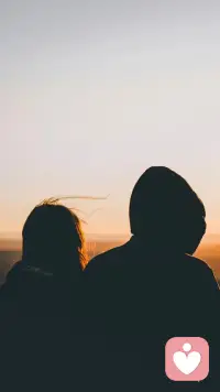 那种特别欠缺同理心的人，不要再接触了

如果大家不清楚，我举几个例子，只要符合这几个例子，你就可以拉黑/删除/淘汰这个人了

你生活中大部分的人都满意你时，只有他她打压你/觉得你不够好

你觉得自己已经做得足够好+别人也认可你，他却说和你相处很亏

你自己已经很累+努力了，他她还说你不认真，很敷衍

而且你们日常相处中，他她总爱占你一点便宜，消耗你的精力，浪费你的时间

这种完全不理解你的处境，只考虑自己的得失的人要么非常自私，要么巨婴+欠缺常识

不管是客户、伴侣、朋友，都要远离这种人

不管他是什么样的人，他到底好不好，是不是高价值，反正他对你来说都是负资产配图