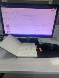 加班加班，加到死的班配图