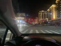 上班人上班魂...配圖