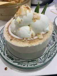 在中國看心理醫生，真不如找算命先生看看，他們會怪你這門不好，窗不好，天不好，地不好，都不會說你不好，實在沒辦法會說你前世不好，也不會否定當下的你，所以說算命才是更適合中國寶寶體質的心理疏導……配圖