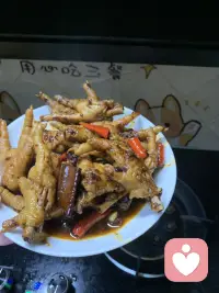 一下班回家燒飯，這年頭不會(huì)做飯的人都是等著吃飯，而會(huì)做飯的人做不完的飯配圖