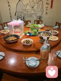 祝外婆六十五歲生日快樂，有一種幸福是外婆帶大的，全世界最好的外婆，你養(yǎng)我長大，我護(hù)您終老配圖
