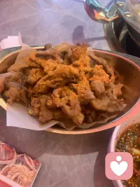 一天跑了山路跑了安義去摘橘子??，又去了羅亭又去了老家一路上到灣里又去紅谷灘，又去老城區，然后又回灣里又回梅林月亮灣，今天一天都很充實就是費油費??配圖