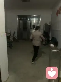 真是黑燈瞎火，一來(lái)就跟我說(shuō)怎么摔跤了，外婆一個(gè)電話我就跑來(lái)外婆娘家配圖
