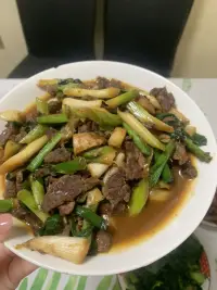 在外是自由，回家是生活配圖