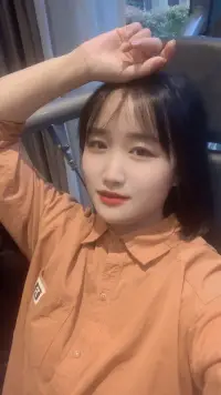 又是看帥哥的一天，既減肥了又養(yǎng)眼了哈哈哈配圖