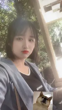 小屁孩被我拒絕了幾次，今天如他所愿陪著出來瞎逛，今天簡直走廢腿....配圖